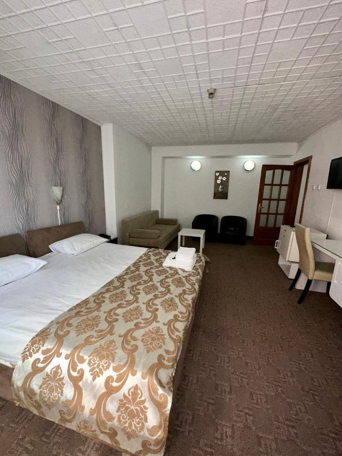 Darin Hotel Bucarest Exterior foto