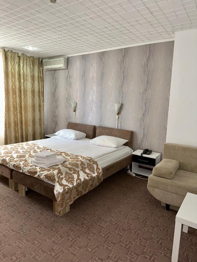 Darin Hotel Bucarest Exterior foto